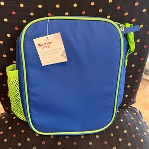 Everyday Living insulated lunch bag with clip handle. NWT.